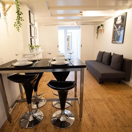 Red Light District On Ground Floor Bed and breakfast 2*
